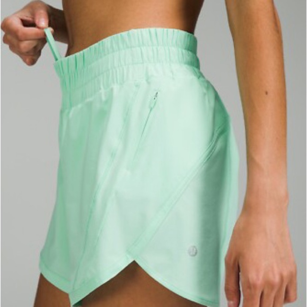 Lululemon Athletica Tracker Short (Seafoam)